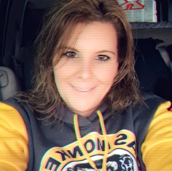 Meet your Posher, Amanda - Picture 1 of 1